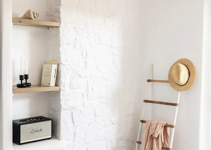 Lydia With Stunning View, By Red Windmill Villa