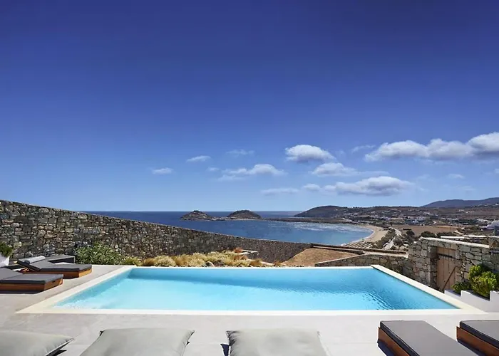 Lydia With Stunning View, By Red Windmill Villa